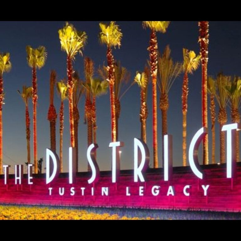 The District Tustin