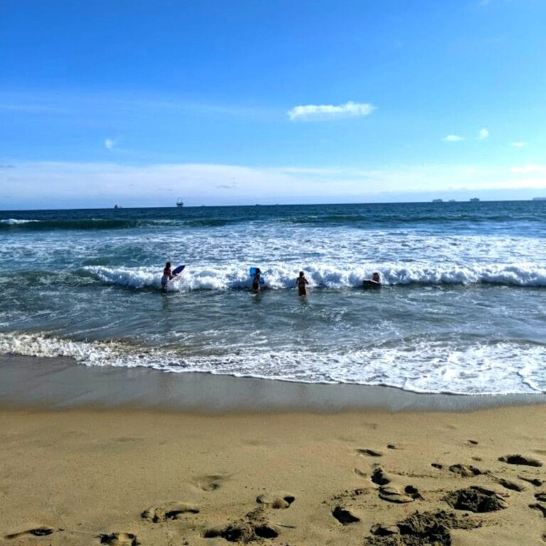 What To Bring To The Beach