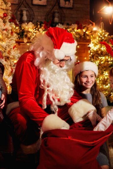 Best Places For Photos With Santa