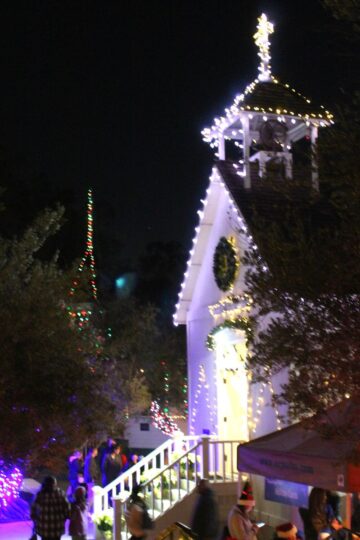 Heritage Hill Candlelight Walk & Holiday Lights