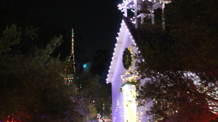Heritage Hill Candlelight Walk & Holiday Lights