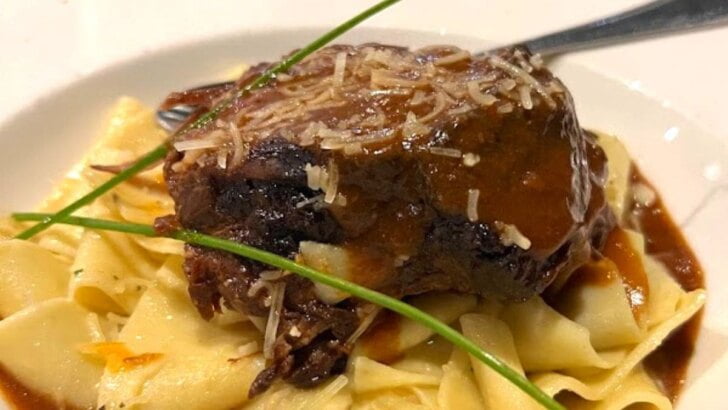 9 Reasons To Love Citrus City Grille