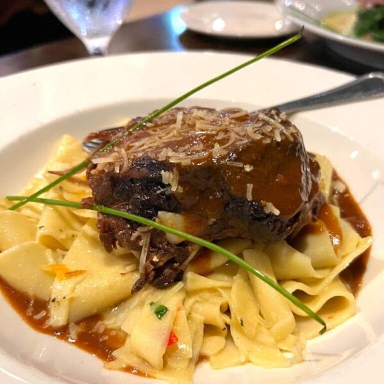 9 Reasons To Love Citrus City Grille