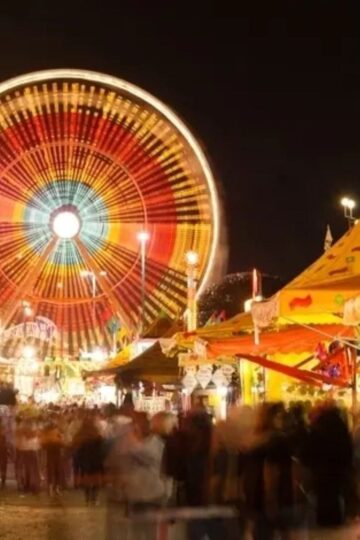 San Clemente Carnival Colossal