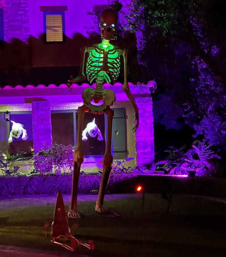 Orange County Home Haunts & Yard Displays 2026