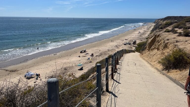 Beach and coastal access trail at Crystal Cove State Park